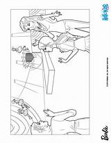 Fashion Catwalk Barbie Pages Print Coloring Hellokids Color Online sketch template
