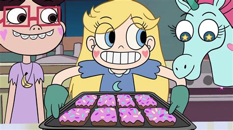 Image S2e17 Star Butterfly Holding A Tray Of Brownies