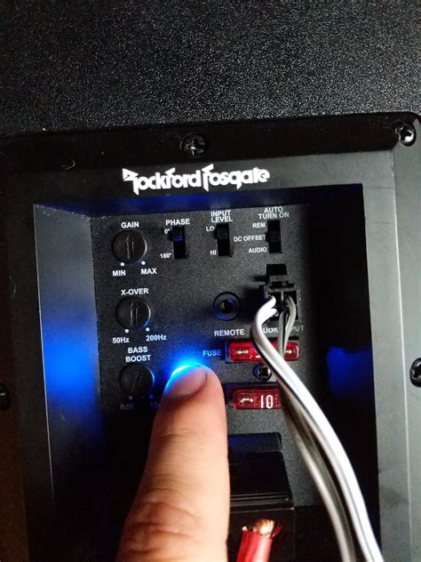 rockford fosgate p  cuts    freq hits    lowest frequency