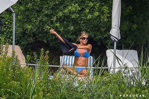 jennifer aniston bikini pictures in italy july 2018 popsugar celebrity photo 11