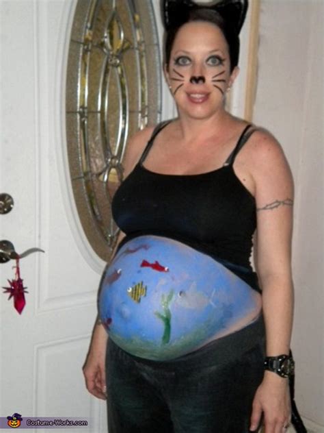 33 creative halloween costumes just for pregnant women huffpost