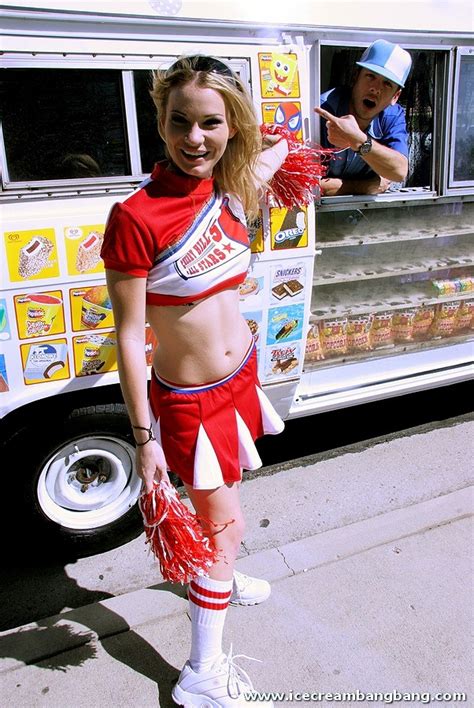 Animated Cheerleader Gets Her Snatch Rubbed By Ice Cream Porn Pictures