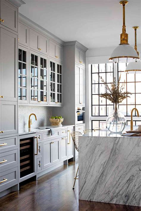 proven tips  choosing  perfect gray kitchen cabinet colors