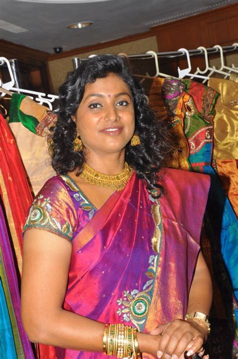 tamil actress wallpapers roja actress at chettinad s ethnic touchz stills