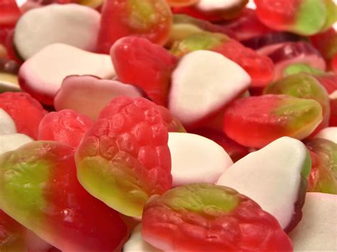 strawberry cream jelly sweets  sweet scoop