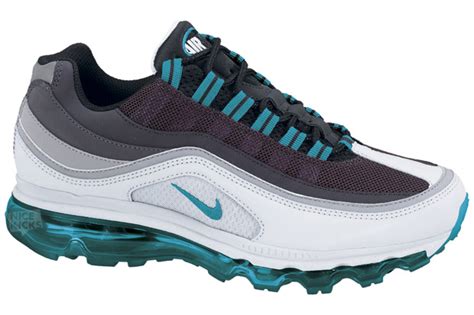 kick game  releases ladies nike air maxx   jetstream