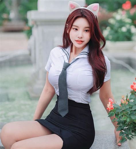 Do You Like Sexy Korean Chick Da Seul Is One Of The Best