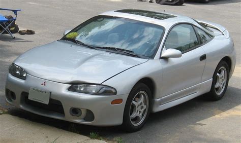 mitsubishi eclipse information   momentcar