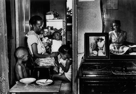 Ella Watson The Empowered Woman Of Gordon Parks S American Gothic