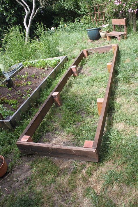 24 Diy Raised Garden Planter Boxes Ideas To Try This Year Sharonsable