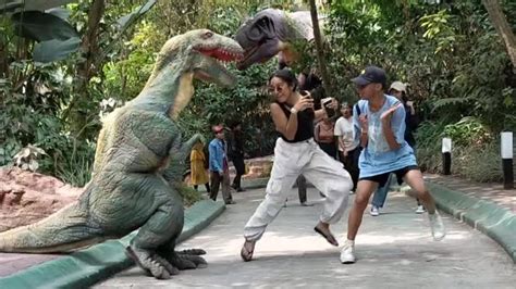 Dinosaur Prank Bushman Prank With Beautiful Girls Youtube