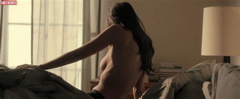 Naked Emily Ratajkowski In Lying And Stealing