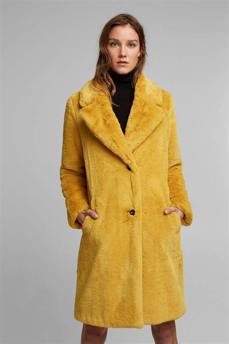 abrigo de pelo sintetico  cuello de solapas dusty yellow chaquetas