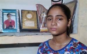 11 year old girl begins 550 km swim from kanpur to varanasi to campaign