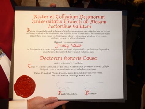 filejimmy wales receives honorary doctorate  maastricht university