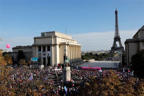 French Anti Gay Marriage Protesters March To Revive Issue Before Polls
