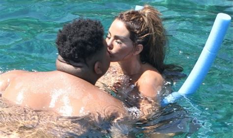 Katie Price Topless Swimming With Son 11 Pics The