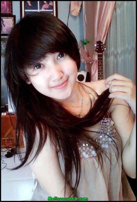 Most Beautiful Indonesian Teen Pictures