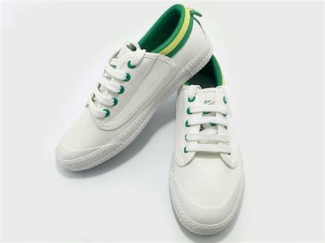 unisex white sneaker shoes price  pakistan   designs