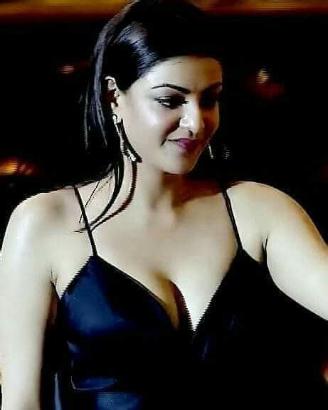Kajal Agarwal Busty Beautiful Indian Actress Sexy