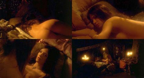 nackte asia argento in the phantom of the opera ii