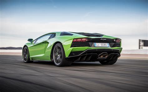 download wallpapers lamborghini aventador s 2017 rear