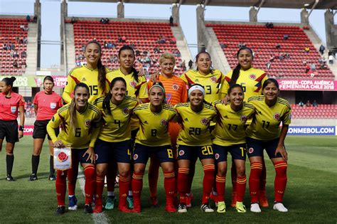 jugadoras de la seleccion colombia femenina mayores de  anos   pueden jugar por edad