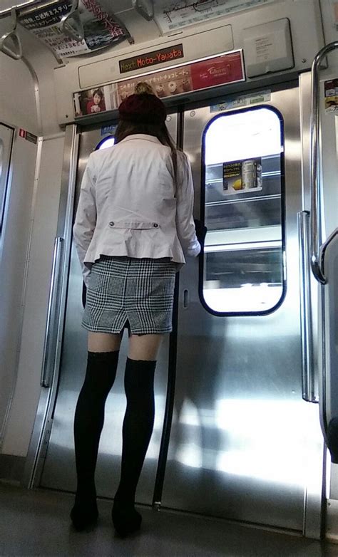 こんな格好で満員電車に乗ったら…の画像 女装画像掲示板 新着画像