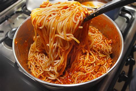 quick italian spaghetti  steps  pictures