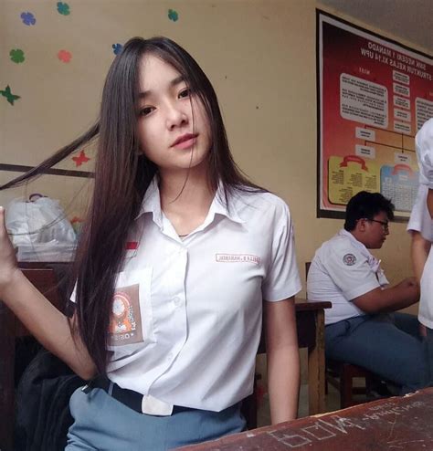 Pin Di School Girl