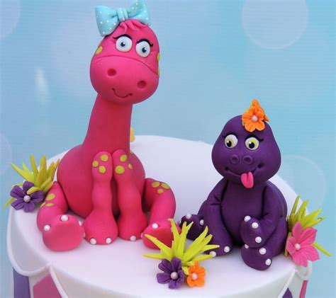 girl dinosaurs dinosaur cake girl dinosaur girl cakes