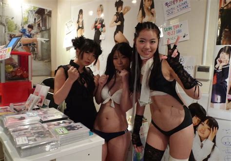 fetish festival feti fes in tokyo photo report tokyo