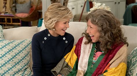 Grace And Frankie Watch Charming Season Five Trailer Rolling Stone