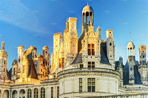 royal chateau de chambord featuring ancient attraction  architecture high quality