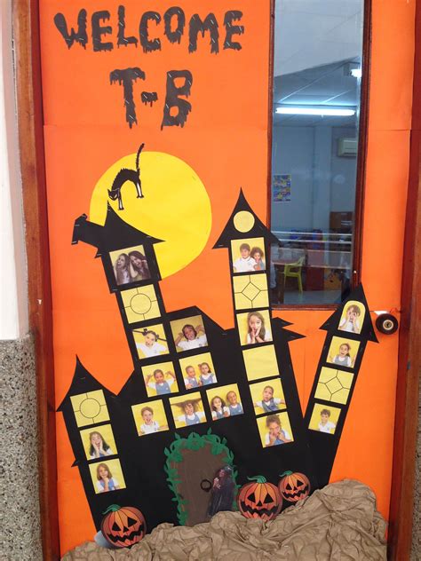 halloween classroom door mansion  terror classroom door