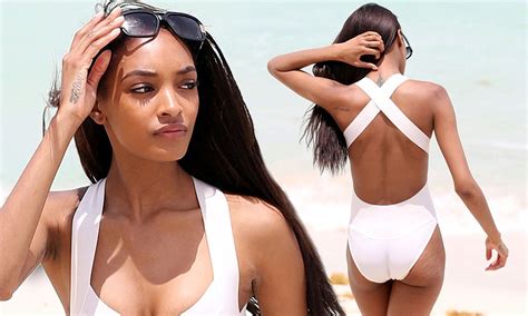 jourdan dunn shows off her model figure as she hits the beach in a £500