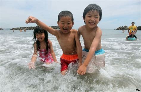Why Japan S Beaches Are Deserted Despite The Sunshine Bbc News