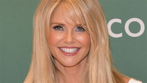 Christie Brinkley Admits To Using Fillers I Want My Skin To Look Its