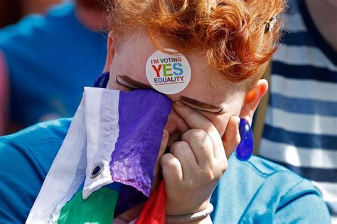 Référendum Irlandais Dublin Célèbre Le Mariage Gay