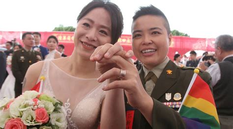 two same sex couples in military marry in first for taiwan world news