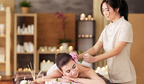 Beginner’s Guide To Becoming A Self Employed Massage Therapist