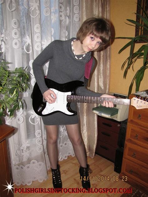 polish girls in stocking dziewczyna z gitarĄ czyli maja w czarnych