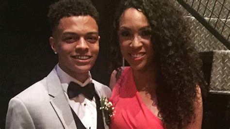 Ohio Teen Takes His Mom To Prom Since She Never Attended Her Own Abc7