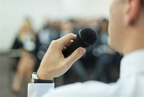 career tips   give  speech engel voelkers