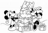 Natale Colorare Minnie Bambini Printable Kerst Kerstboom Daisy Versieren Kerstmis Duck Leukvoorkids Stocking Sofestive Forumforyou Kerstfeest Kawaii sketch template