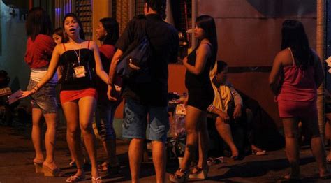 Philippine Police Rescue Chinese Vietnamese Women From Prostitution