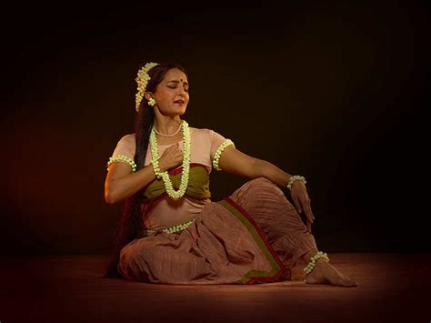 manju warrier to make her foray into sanskrit theatre malayalam movie