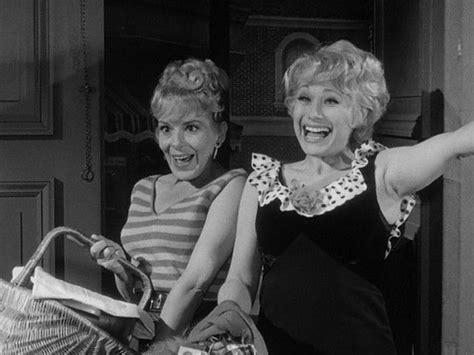 Fun Girls In Mayberry Andy Griffith The Andy Griffith Show Cool Girl