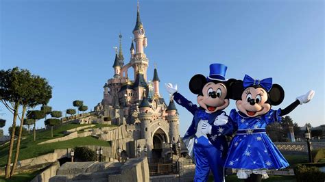 kapitaalinjectie van  miljard euro voor disneyland parijs