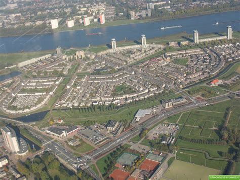 luchtfotos spijkenisse fotos spijkenisse nederland  beeldnl